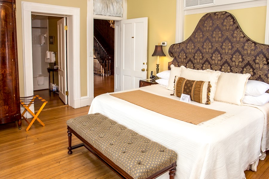 Oglethorpe Room | Kehoe House Savannah