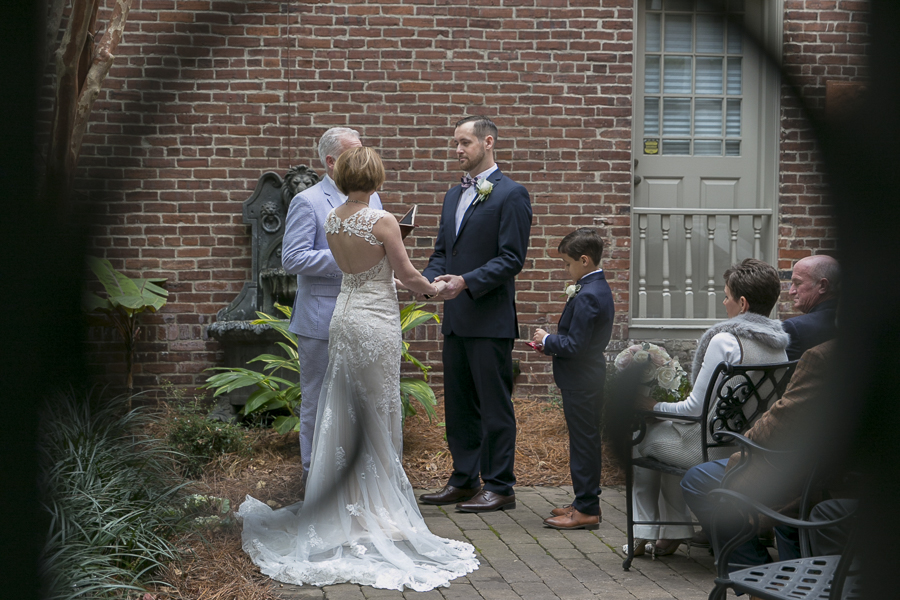 Savannah elopement at The Kehoe House